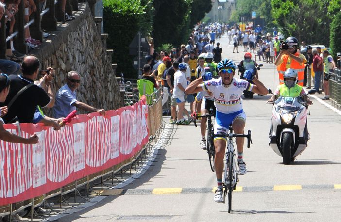 Ciclismo - Il pugliese Monaco vince il Trofeo Squillario