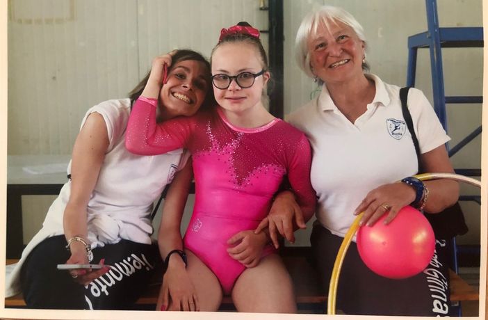 Applausi alle atlete di Piemonte Ginnastica a S. Maurizio Canavese Applausi alle atlete di Piemonte Ginnastica a S. Maurizio Canavese