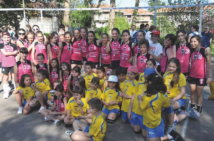 Volley giovanile - Corsi di pallavolo per bambine e bambini con la SprintVirtus