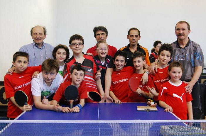 Lo staff e gli atleti del TT Biella presente a Novara