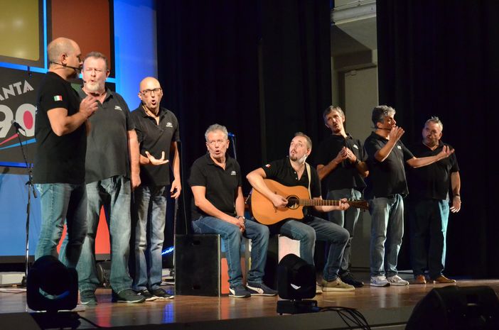 CANTA’90, a Cossato La Carovana per  A.L.I.Ce ODV Biella - Foto La Carovana