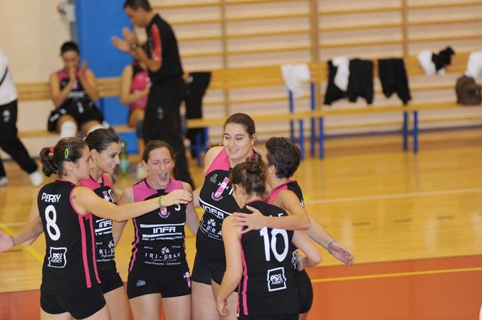 Volley 1ª Divisione - Infa SprintVirtus imbattibile: schiaccia anche il DorCa