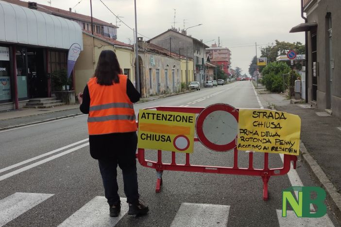 Chiusura di via Milano, lo sfogo dei commercianti: "Perchè ieri non è stato messo nessun cartello?"