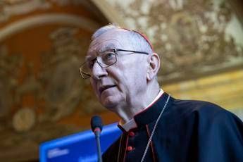 Parolin bacchetta Roccella: "Ad Auschwitz non si va in gita ma per memoria di immane tragedia"