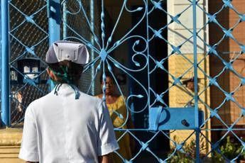 Il rebus della malattia misteriosa a Cuba: "Scenario complesso associato ad arbovirus"
