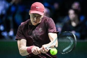 Sinner-Zverev, oggi semifinale a Parigi: orario, precedenti e dove vederla