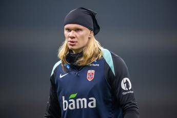 Haaland: "Pio Esposito chi? Non lo conosco, ma magari ci fa tre gol..."