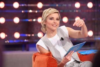 Da noi... a ruota libera, oggi domenica 8 febbraio: gli ospiti e le anticipazioni Da noi... a ruota libera, oggi domenica 8 febbraio: gli ospiti e le anticipazioni