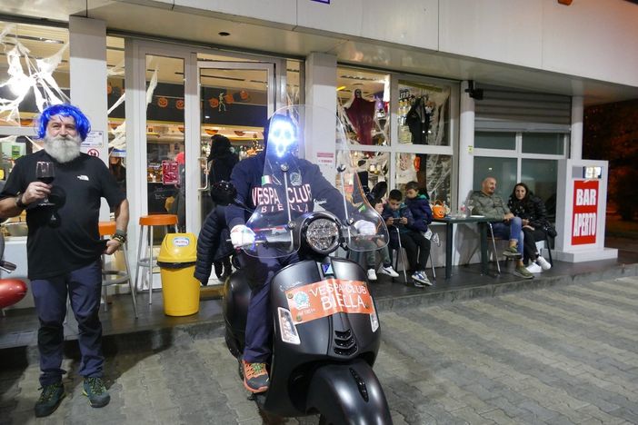 A Biella.....“Halloween in Vespa”!