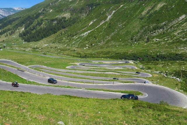 Gestire la mobilità tra le valli biellesi: la convenienza di un canone “tutto incluso” contro l’incertezza dei costi