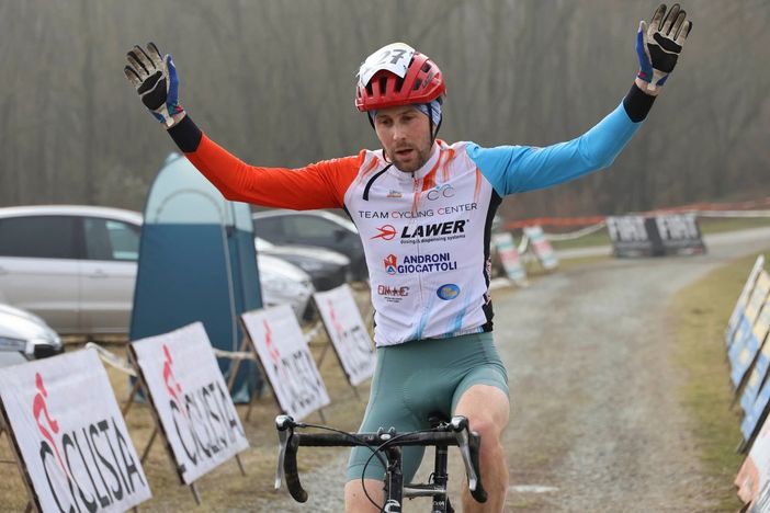 Ciclocross M1, Lorenzo Mussetti trionfa nella Coppa CSAIN Piemonte