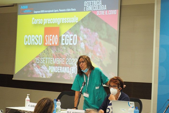 A sinistra la dottoressa Bianca Masturzo - Foto ASL Biella