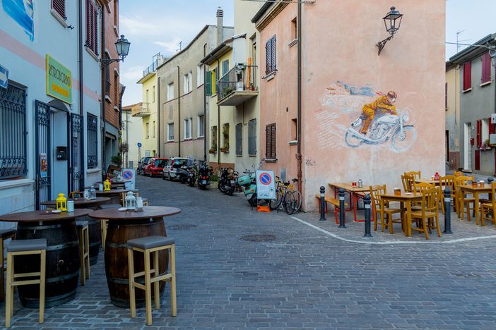 Rimini, alla scoperta del suggestivo Borgo di San Giuliano FOTOGALLERY