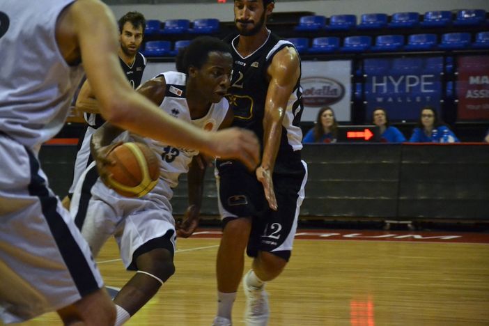 Basket Under 18: Biella, prova di forza contro Cantù