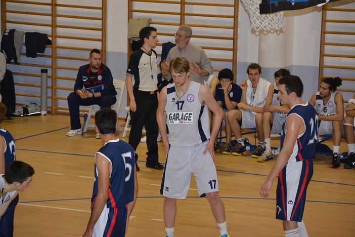 Basket - Cestistica ko contro Tortona