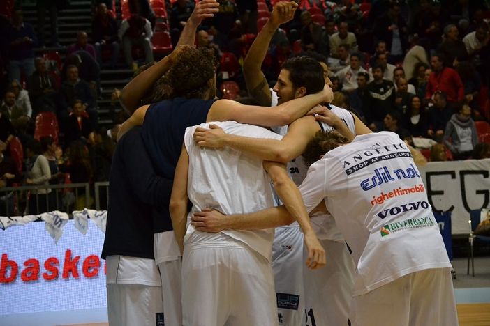 Basket - Vinta  la coppa Angelico subito al lavoro