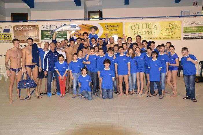 Folla delle grandi occasioni per la pallanuoto di serie A FOTOGALLERY