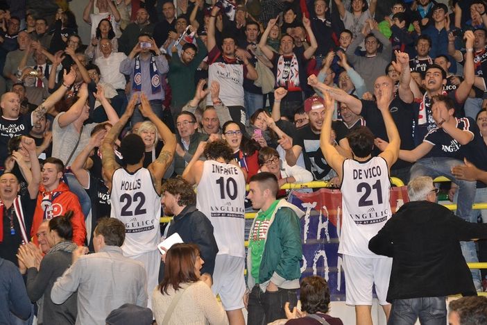 Basket - Un'Angelico inarrestabile vince anche il derby di Casale