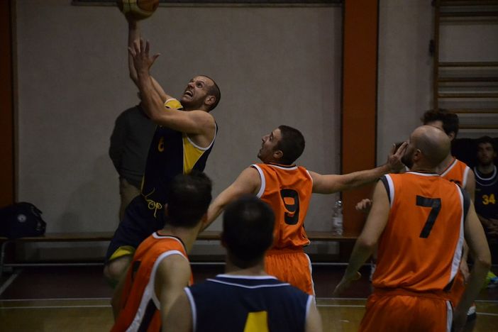 Basket - Esordio in casa con sconfitta per il Basket Biella FOTOGALLERY