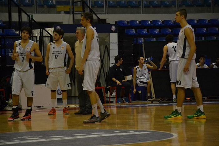 Basket - Dello Jacovo, Gatti e Pollone trascinano la Cestistica