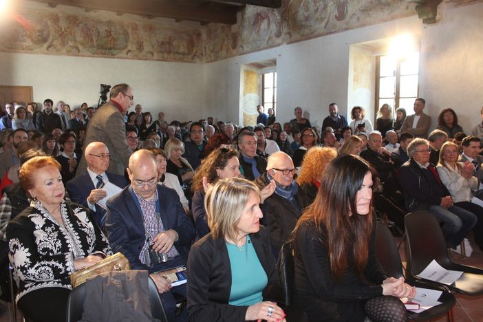 Aperto il bando per la terza edizione del Premio internazionale di Poesia 2020