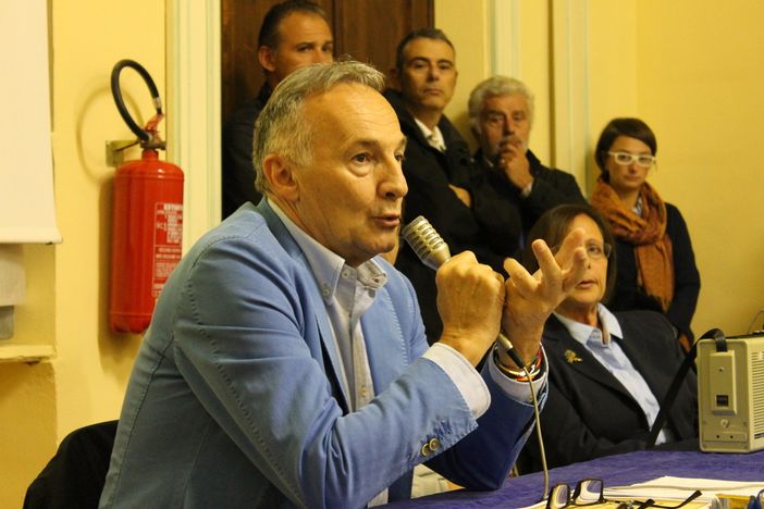 Basket - Biella da spettaolo ma crolla nel finale