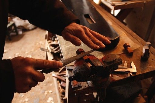 Finti artigiani, stop ai furbetti. Multe salate per chi usa la denominazione senza essere iscritto all’albo Finti artigiani, stop ai furbetti. Multe salate per chi usa la denominazione senza essere iscritto all’albo