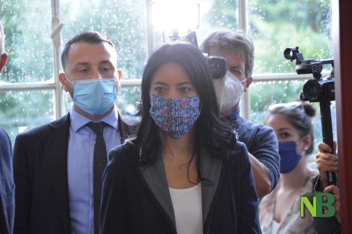 azzolina video studenti