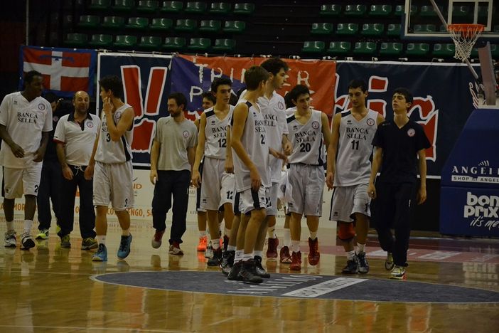 Basket - Banca Sella under 17 domina ad Arona