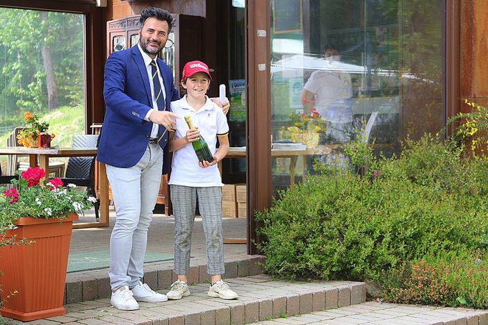 Momenti della premiazione di domenica 16 maggio - Foto pagina Facebook Golf Club Il Mulino