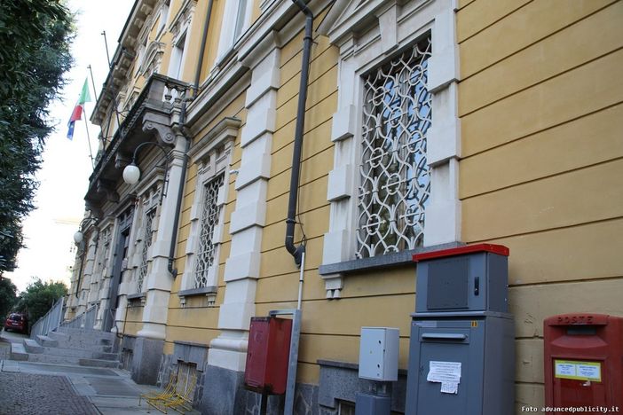 Postina assolta dall’accusa di aver stracciato la corrispondenza