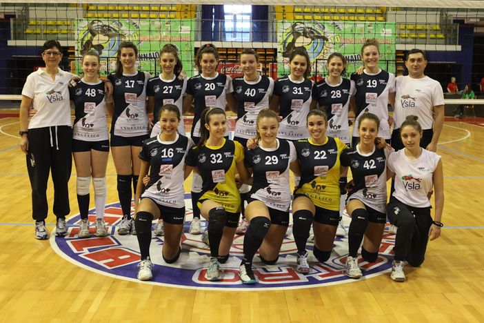 Bear Wool U17 femminile - L'Agil Trecate è campione: sconfitto in finale il Teamvolley FOTOGALLERY Bear Wool U17 femminile - L'Agil Trecate è campione: sconfitto in finale il Teamvolley FOTOGALLERY
