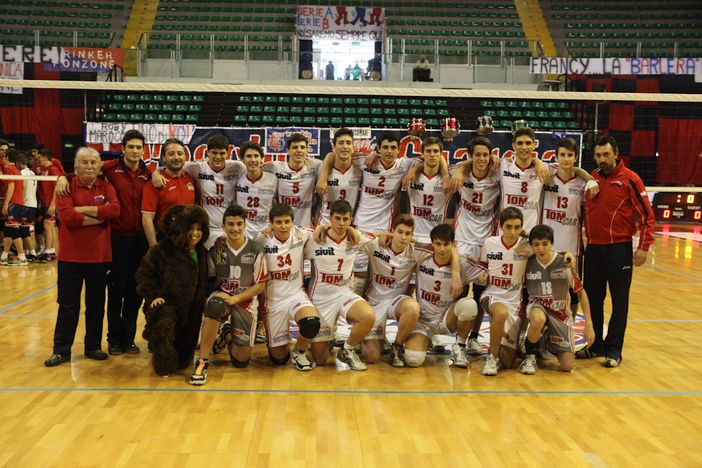 Bear Wool U17 maschile - Sant'Anna San Mauro si aggiudica il derby torinese: 2-0 al Lasalliano FOTOGALLERY Bear Wool U17 maschile - Sant'Anna San Mauro si aggiudica il derby torinese: 2-0 al Lasalliano FOTOGALLERY