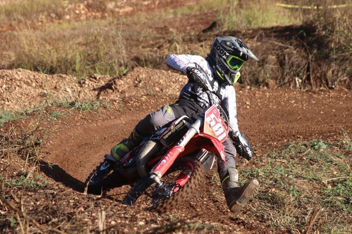 Leila, 13enne biellese campionessa italiana di Minienduro: "Se ci metti impegno voglia e passione tutto riappaga"