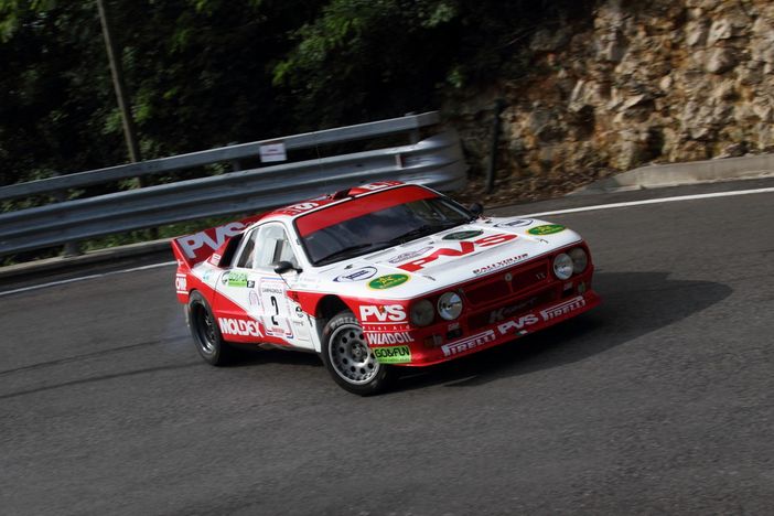 Il leader del campionato Pedro su Lancia Rally 037
