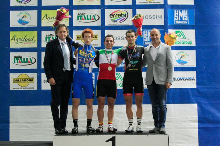 Ciclisno - Per Raco tre medaglie di bronzo agli Italiani su pista