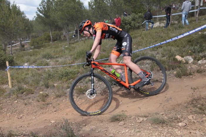 Ciclismo: Meneghetti e Colombo sul podio