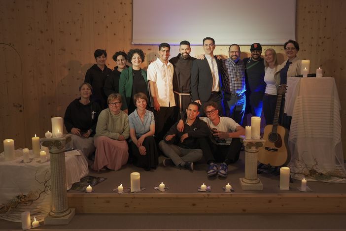 Dal Biellese a Capo Rizzuto: Koinonia in viaggio per l’evangelizzazione. Dal Biellese a Capo Rizzuto: Koinonia in viaggio per l’evangelizzazione.