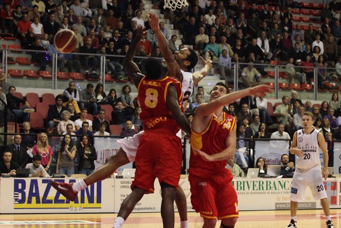 Basket - All'Angelico manca soltanto la vittoria Basket - All'Angelico manca soltanto la vittoria
