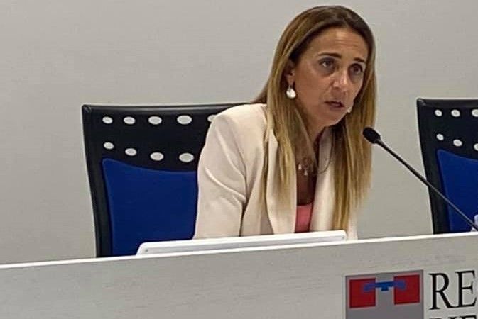 Scuola, Elena Chiorino: "Il Ministro  Azzolina sta ignorando le Regioni. Silenzio assordante"