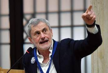 Alemanno lancia Sos da Rebibbia: "Si muore di freddo"