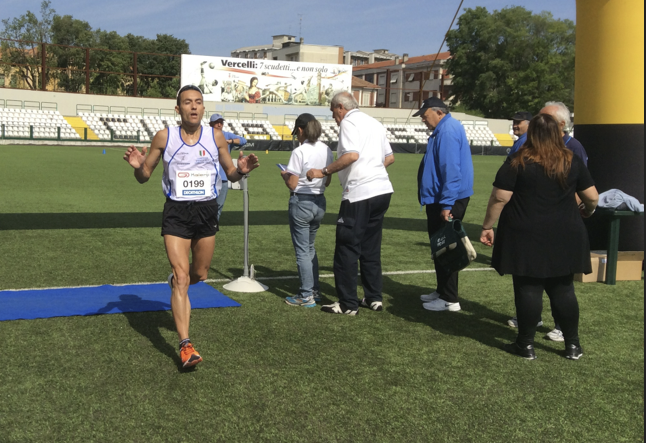 Podio nordafricano alla mezza maratona di Vercelli, quinto Velatta