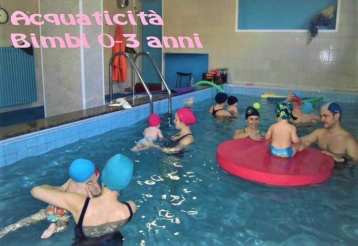 Vigliano: In partenza i corsi di Acquaticità e Nuoto Bimbi alla Piscina Palestra ‘Armonia in Equilibrio’ ASD