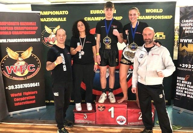 Kick boxing, grande spettacolo al Palazzetto Pertini: trionfi biellesi agli Europei WBFC-ASI FOTO Kick boxing, grande spettacolo al Palazzetto Pertini: trionfi biellesi agli Europei WBFC-ASI FOTO