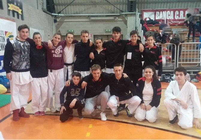Karate: Dragon's conquista nove medaglie ad Asti