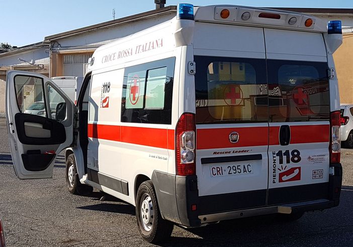 81enne investito a Cossato, trasportato in ospedale in codice giallo 81enne investito a Cossato, trasportato in ospedale in codice giallo