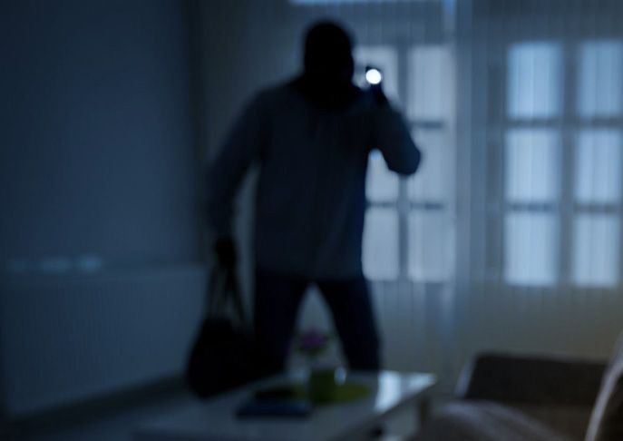 Incursione di ladri a Pollone in alloggio, via pc e soldi Incursione di ladri a Pollone in alloggio, via pc e soldi