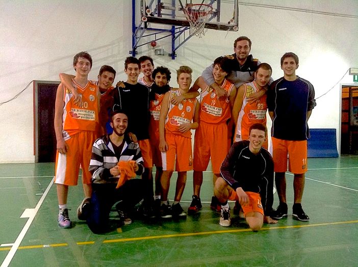 Basket, under 19 elite Teens Cossato vince contro Arona