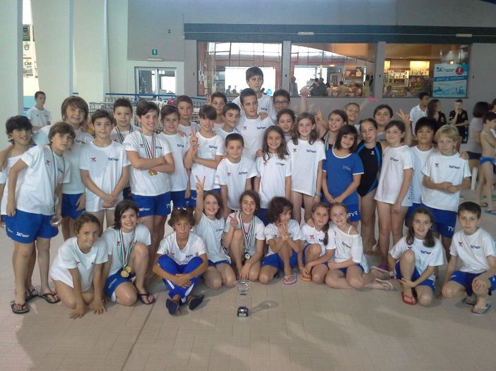 Nuoto - Gli esordienti della Dynamic Sport secondi ai regionali FOTOGALLERY