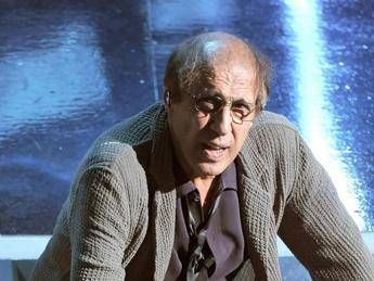 Celentano riappare sui social: "Potrei anche peggiorare... ma non ve lo garantisco"